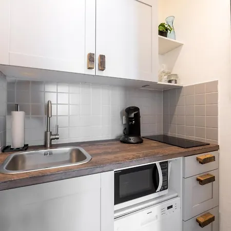 公寓 Great Studio Apartment Near Old Town *