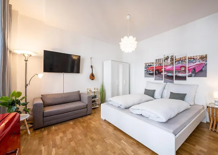 Grosse Altstadtwohnung In Lage Zentrum Apartamento Dresden