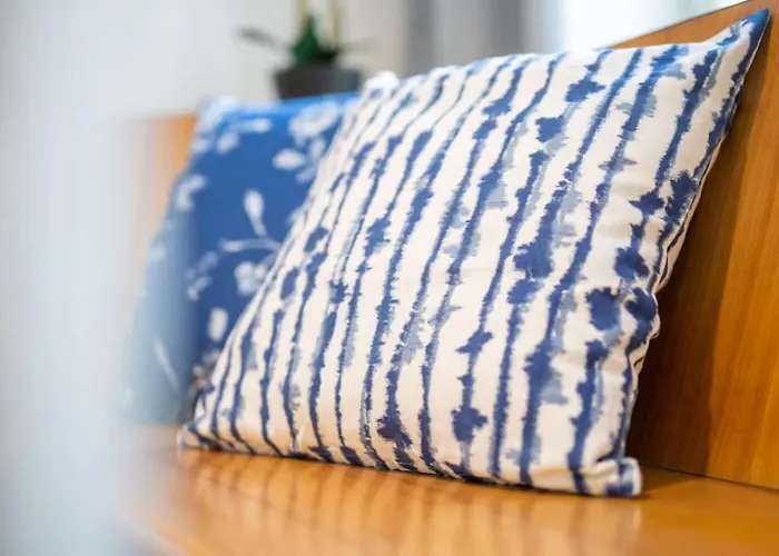 Grosse Altstadtwohnung In Lage Zentrum *