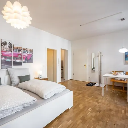 Grosse Altstadtwohnung In Lage Zentrum